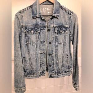 Gap Women's Denim Jacket, Size XS,  Blue Medium Wash,  100% Cotton